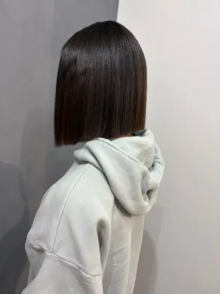 ミディアム 顔周りカット ピンク カラー🩰りりのヘアスタイル