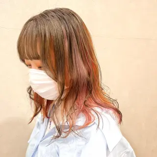 ミディアム カラー 佐藤 瑚碧のヘアスタイル