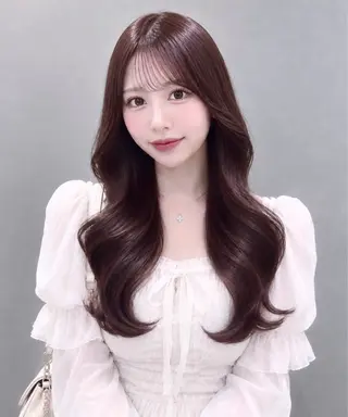 ロング カラー girly上品ヘア 🎀/ベージュikuのヘアスタイル