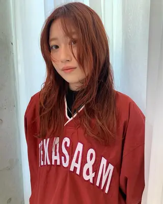セミロング カラー オカモト ハルカのヘアスタイル