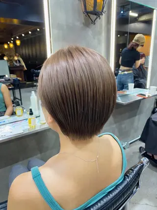 ショート カラー 透明感カラー🌿 グレージュ🐺陽介のヘアスタイル