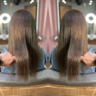 ヘアアレンジ ANDY💫 KANONのネイルデザイン