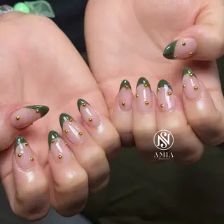 セミロング 🌟AMIA BEAUTY🌟のネイルデザイン