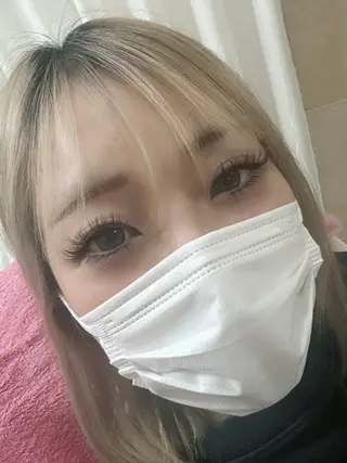 マツエク・マツパ 伊藤名紬 マツエク専門のマツエク・マツパデザイン