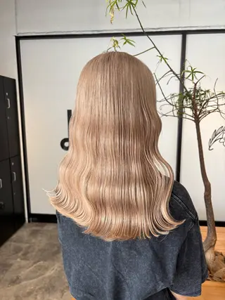 ロング 🧋ミルクティーカラ ー🧋特化小林拓登のヘアスタイル