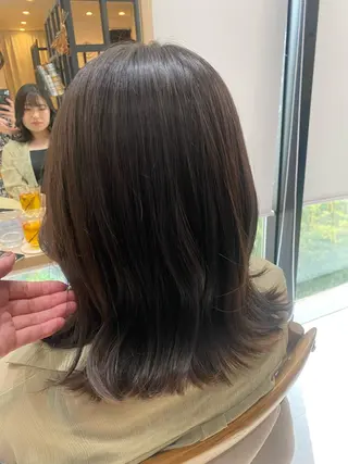 ミディアム カラー 似合う髪型見つけます AYAKAのヘアスタイル