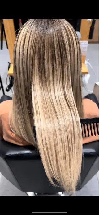 ロング カラー wabi本町店 タカハシ トモヒロのヘアスタイル