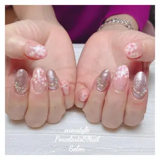 ミディアム ネイル 🐾enen style 🐾のネイルデザイン