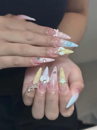 ネイル Julli NailStudioのネイルデザイン