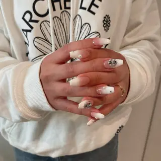 セミロング 🦋Nail Amo🦋のネイルデザイン
