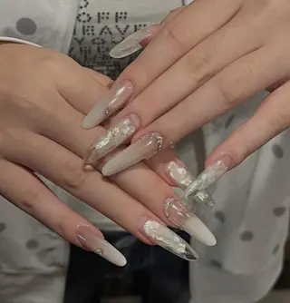 ネイル エリ🫧 nail池袋東口のネイルデザイン