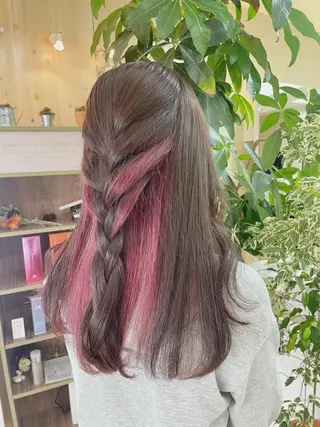 ロング 前田 菜奈子のヘアスタイル