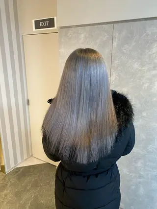ロング カラー みる/ハイトーン ✨透明カラーのヘアスタイル