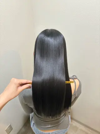 ロング 髪質改善矯正特化 🇰🇷amiruのヘアスタイル