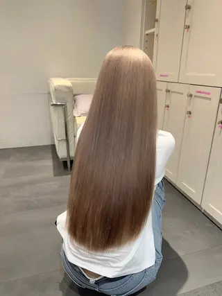 カラー 松本 るりのヘアスタイル