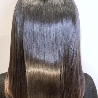 ロング レイヤーカット 小山 悠のヘアスタイル