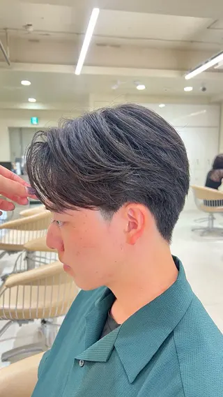 メンズ 横浜/メンズカット 曲がる縮毛矯正のヘアスタイル