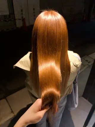 ロング カラー yiye shioriのヘアスタイル
