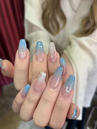 ネイル Nailstudio Hulmのネイルデザイン
