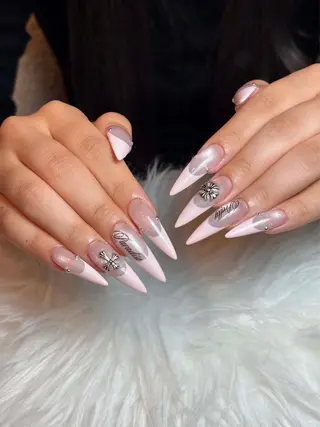 ネイル Julli NailStudioのネイルデザイン
