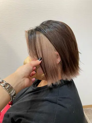 ショート カラー YUI/ ブリーチカラー🌷のヘアスタイル