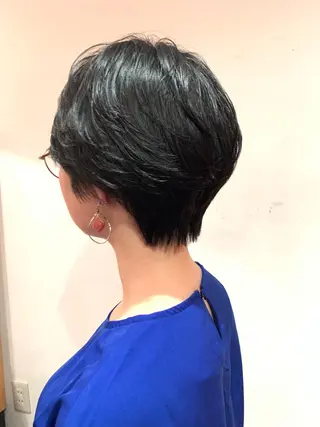 ショート 💁♂️メンズカッ トパーマ💈大田涼華のヘアスタイル