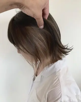 ミディアム 柔らかな縮毛矯正 透明感カラー💫のヘアスタイル