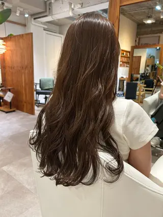 ロング 盛本 彩乃のヘアスタイル
