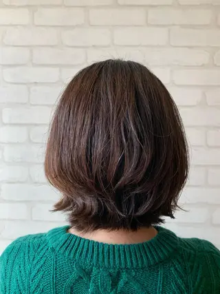 ミディアム パーマ 秋葉 万柚子のヘアスタイル