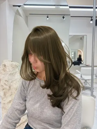 ロング カラー パーマ TOMO/ブリーチ 無しオリーブのヘアスタイル