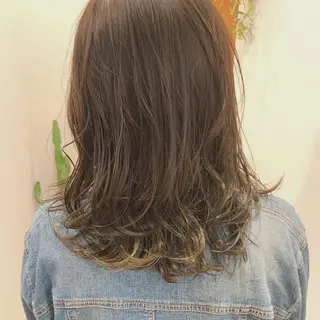 カラー 杉山 憂人のヘアスタイル