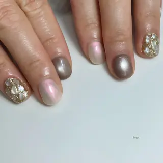 ネイル Legit nail salonのネイルデザイン