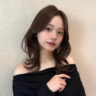 ミディアム カラー ヘアアレンジ 韓国レイヤーカット 🧸ベージュカラーのヘアスタイル