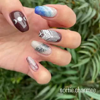 ネイル . MARINAのネイルデザイン