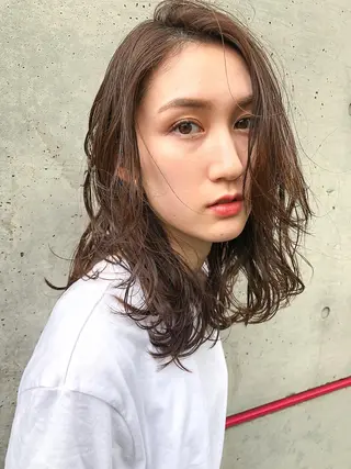ミディアム 一ノ瀬 暁のヘアスタイル