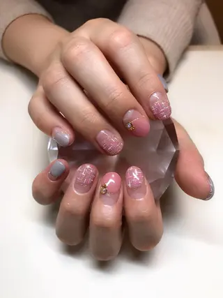ネイル 'mm  (ミリ) ＭＡＮＡＭＩのネイルデザイン