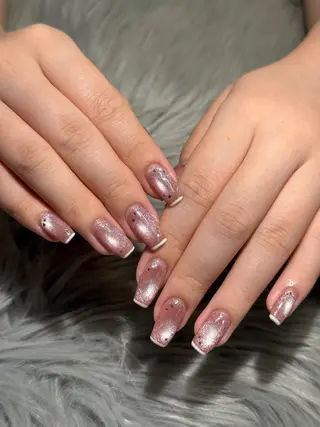 ネイル Momoka 🍑🎀のネイルデザイン