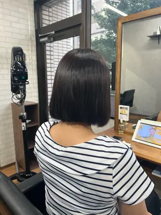ショート カラー レ ナのヘアスタイル