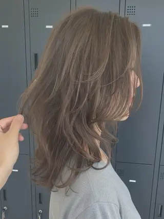 セミロング レイヤーカットモデ ル募集中❄️横田のヘアスタイル