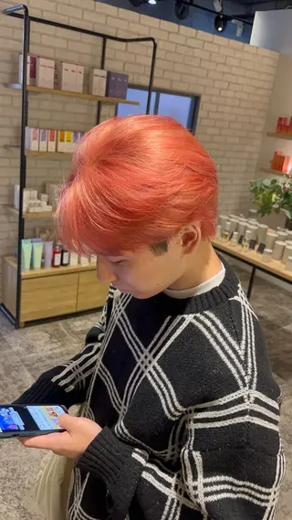 ショート メンズパーマ/ ハイトーン/タニザキのヘアスタイル