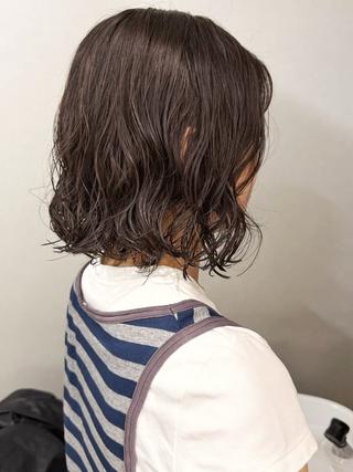 ミディアム パーマ 宮嶋 蓮のヘアスタイル