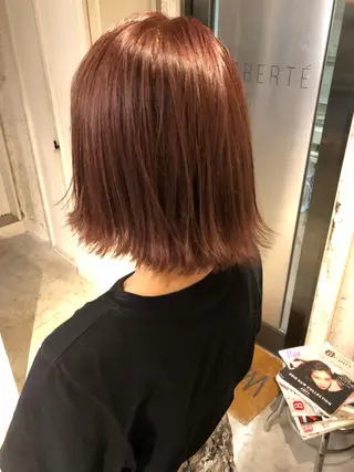 ミディアム カラー shinka omotesandoのヘアスタイル