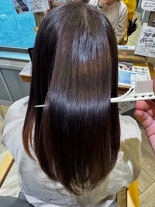 艶暗髪カラー 岸本のヘアスタイル