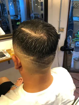ショート メンズ 冨士川 英樹のヘアスタイル
