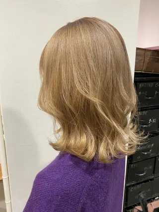 ミディアム カラー KAREN🕊️ 大宮美容室のヘアスタイル