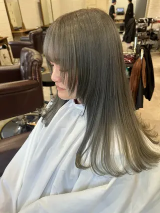 ロング FUJII MARINのヘアスタイル