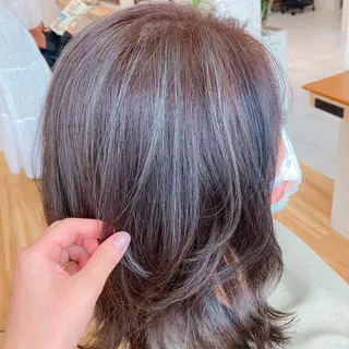 カラー 神田 菜々子のヘアスタイル