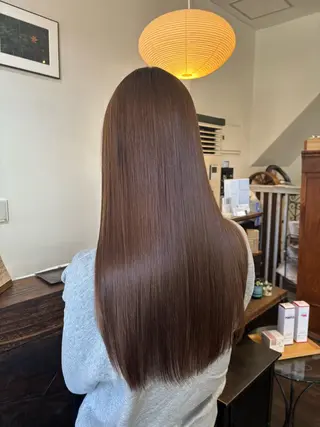 ロング 三國 栞音のヘアスタイル