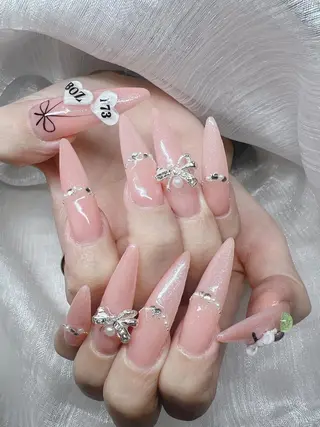 ネイル Lee Nailsのネイルデザイン