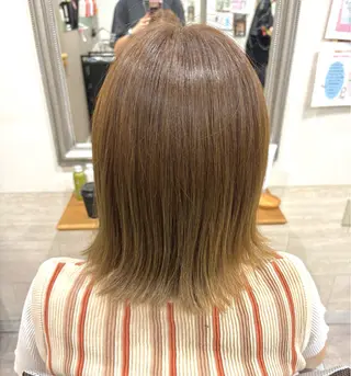 ミディアム カラー 堀川 希歩のヘアスタイル